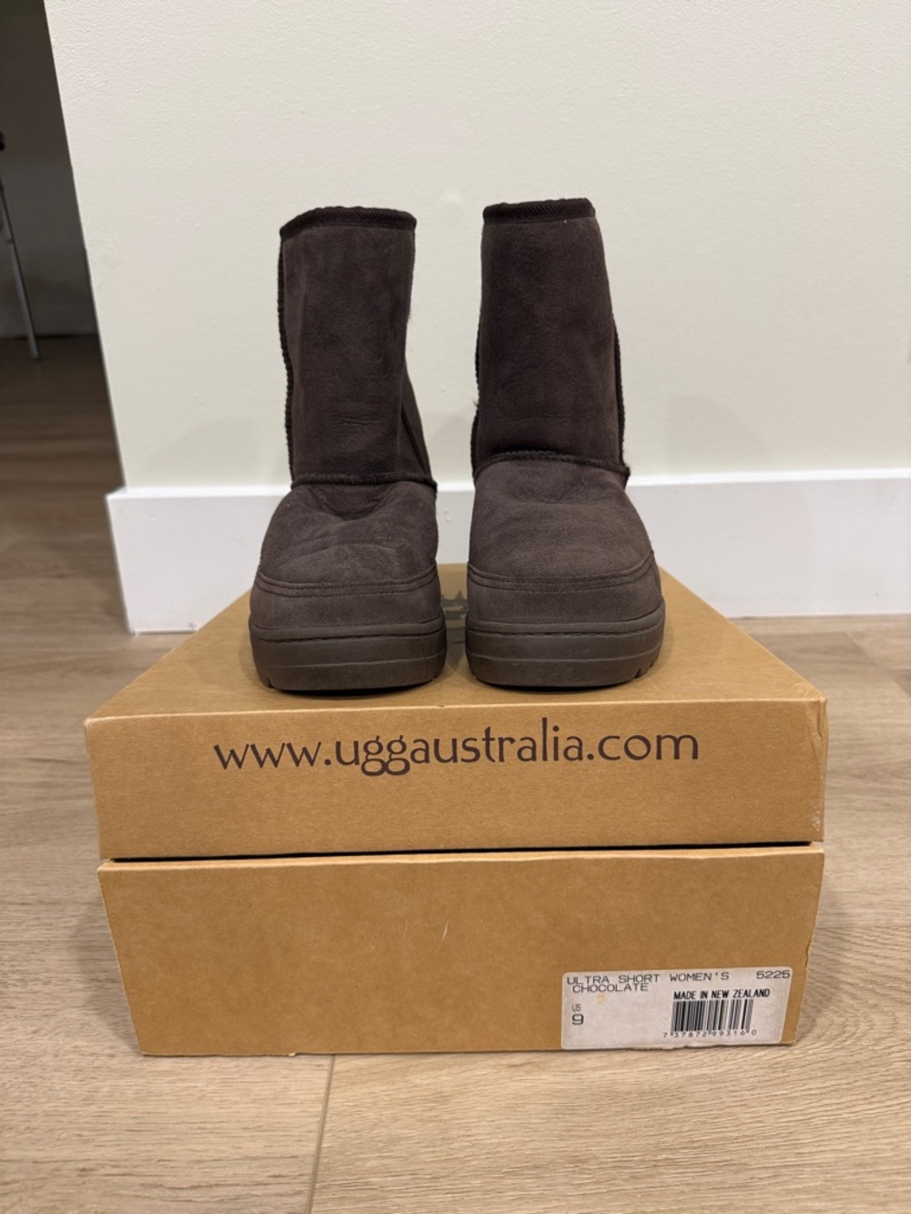 UGG Chocolate Short Winter Boots